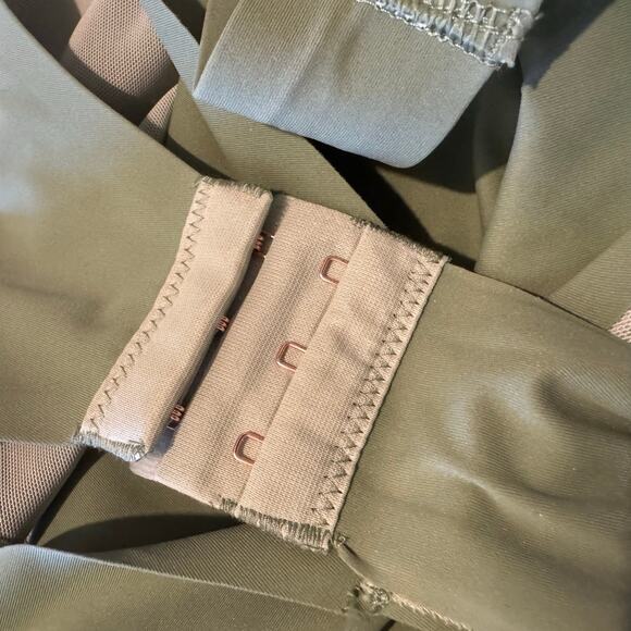 NWT Pinsy Bonded High Neck Shapesuit Bodysuit XL Sage Green‎ Shapewear - Picture 7 of 9